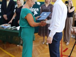 4487332409316133120999511637916370629861084n